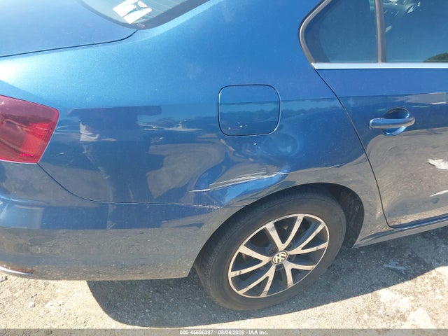 45696387 :رقم المزاد ، 3VW2B7AJ5HM239519 vin ، 2017 Volkswagen Jetta 1.4t S مزاد بيع