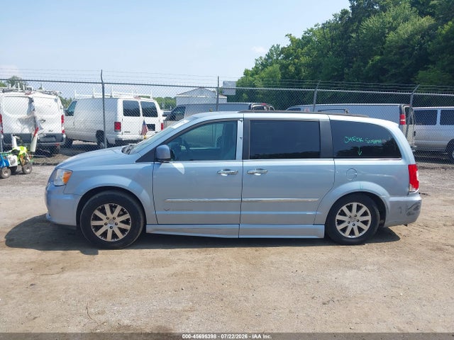 Aukcja sprzedaży 2016 Chrysler Town & Country Touring, vin: 2C7WC1BG4GR247235, numer aukcji: 45696398