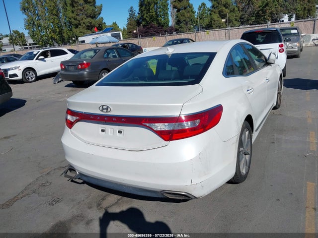Hyundai Azera 2016 KMHFG4JG0GA501141 Image 16