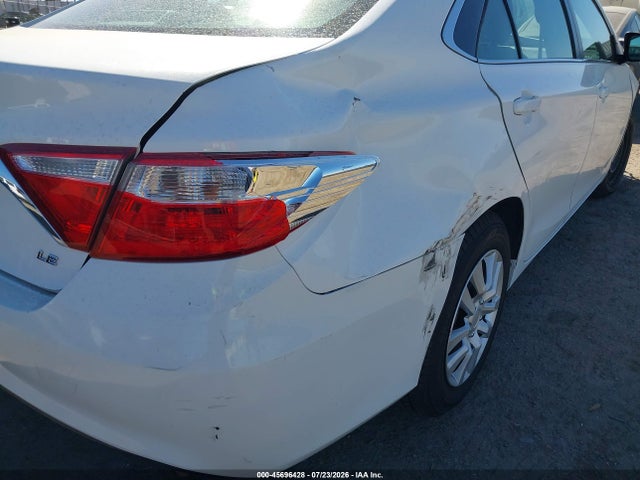Toyota CAMRY LE 2015 4T4BF1FK9FR448939 Image 16