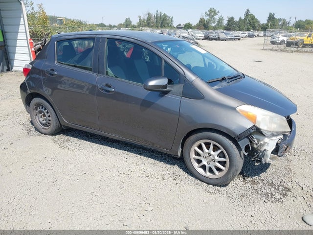 45696483 :رقم المزاد ، JTDKTUD39CD503275 vin ، 2012 Toyota Yaris Le مزاد بيع