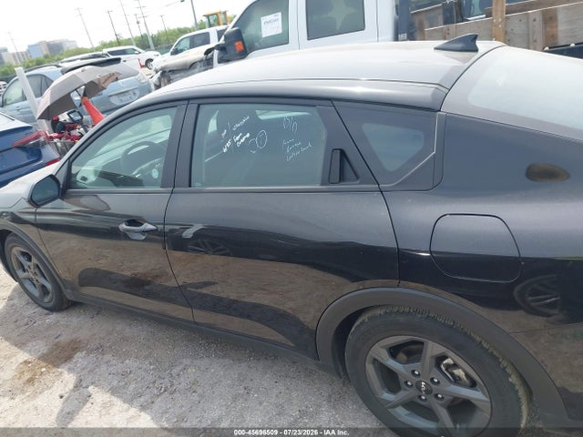 2025 Kia K4 Lxs მანქანა იყიდება აუქციონზე, vin: 3KPFT4DE0SE035713, აუქციონის ნომერი: 45696509
