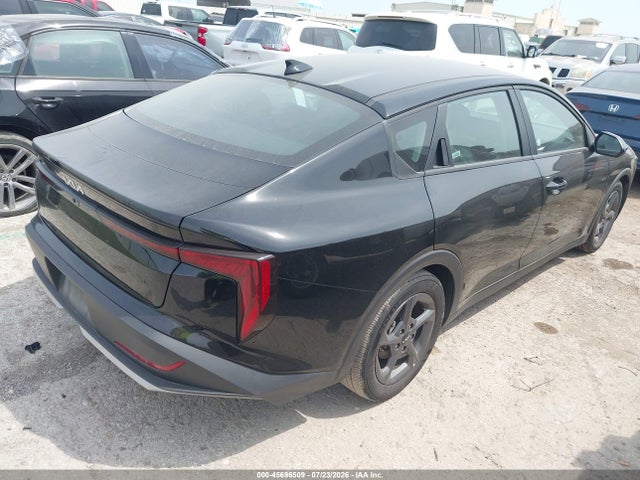 2025 Kia K4 Lxs მანქანა იყიდება აუქციონზე, vin: 3KPFT4DE0SE035713, აუქციონის ნომერი: 45696509