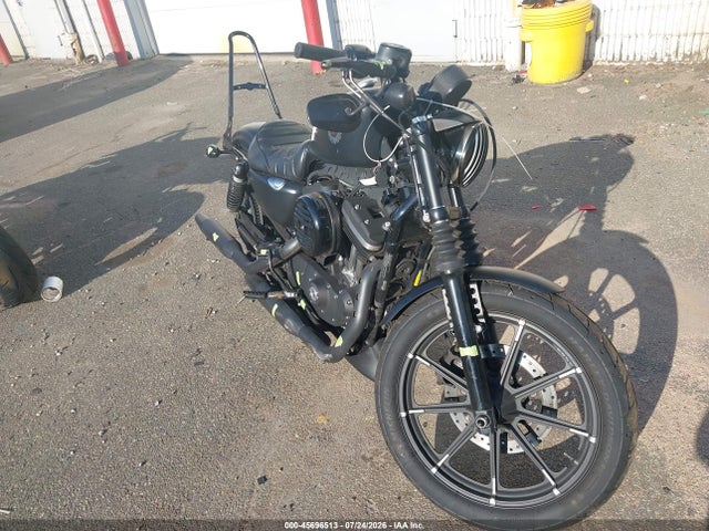 2020 1HD4LE215LB421473 main image