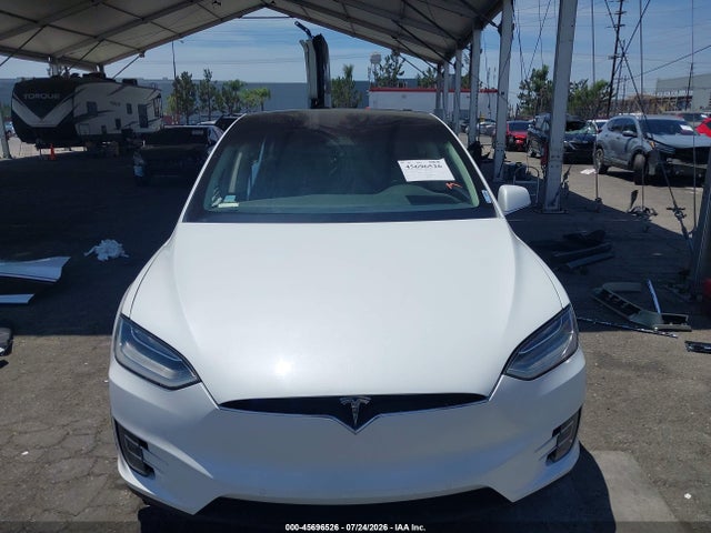45696526 :رقم المزاد ، 5YJXCDE24HF032390 vin ، 2017 Tesla Model X 100d/75d/90d مزاد بيع