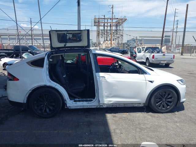 45696526 :رقم المزاد ، 5YJXCDE24HF032390 vin ، 2017 Tesla Model X 100d/75d/90d مزاد بيع