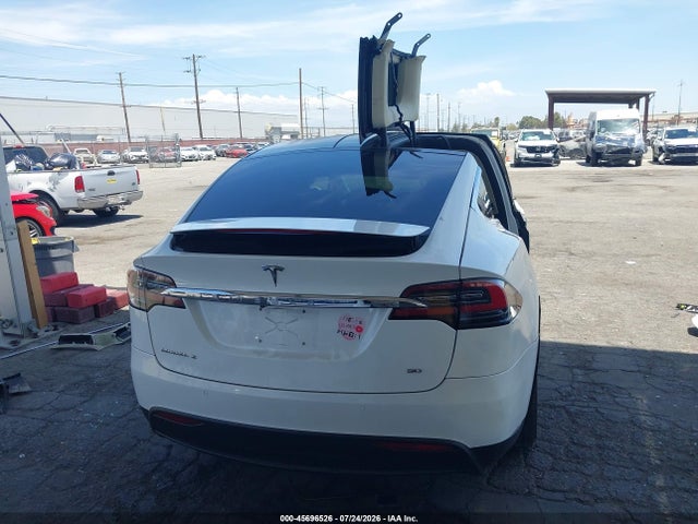 45696526 :رقم المزاد ، 5YJXCDE24HF032390 vin ، 2017 Tesla Model X 100d/75d/90d مزاد بيع