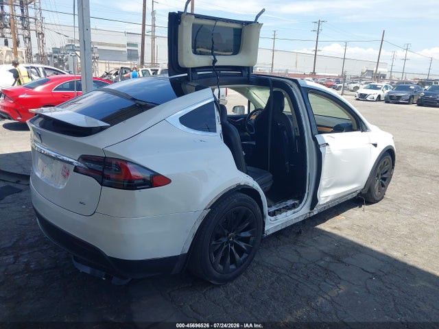 45696526 :رقم المزاد ، 5YJXCDE24HF032390 vin ، 2017 Tesla Model X 100d/75d/90d مزاد بيع
