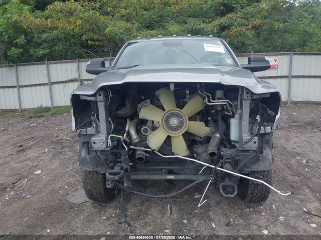 Продаж на аукціоні авто 2022 Ram 2500 Limited  4x4 6'4 Box, vin: 3C6UR5TL2NG207946, номер лоту: 45696538