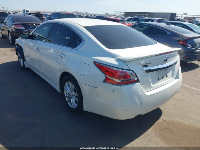 Nissan Altima 2.5 S 2015 1N4AL3AP3FC114547 Image 3