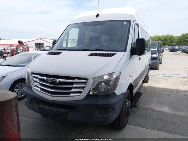 Freightliner Sprinter 3500 2017 WDPPF4CC1HP575066 Image 12