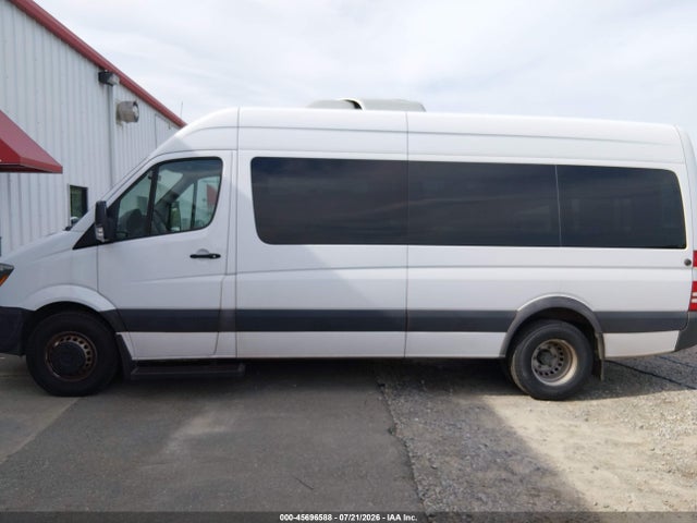 Freightliner Sprinter 3500 2017 WDPPF4CC1HP575066 Image 14