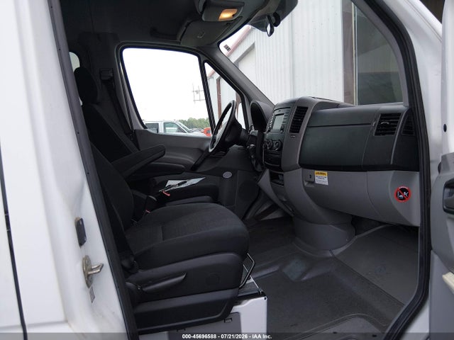 Freightliner Sprinter 3500 2017 WDPPF4CC1HP575066 Image 5