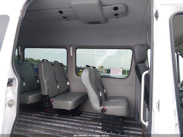 Freightliner Sprinter 3500 2017 WDPPF4CC1HP575066 Image 8