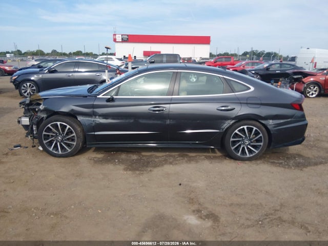 Продажа на аукционе авто 2021 Hyundai Sonata Limited, vin: 5NPEH4J20MH076106, номер лота: 45696612