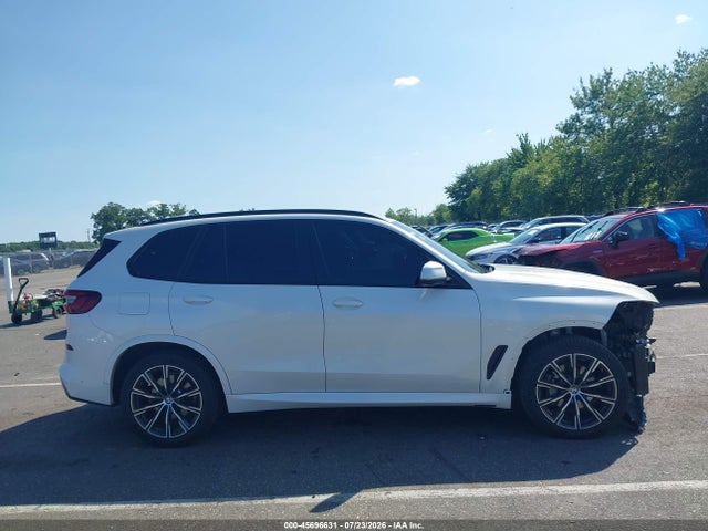 45696631 :رقم المزاد ، 5UXCR6C03N9K56698 vin ، 2022 Bmw X5 Xdrive40i مزاد بيع