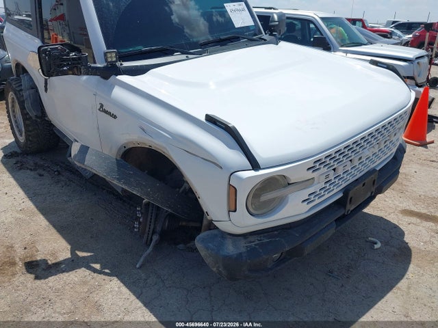 Продаж на аукціоні авто 2022 Ford Bronco Big Bend, vin: 1FMDE5CPXNLB83630, номер лоту: 45696640