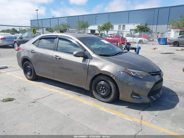 Продаж на аукціоні авто 2018 Toyota Corolla Xle, vin: 2T1BURHE3JC029484, номер лоту: 45696651