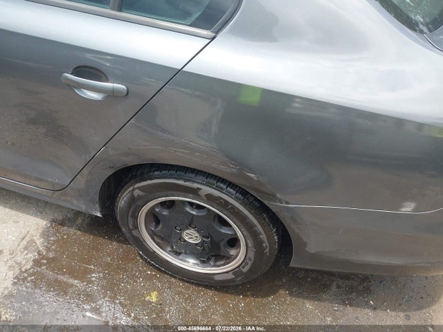 45696664 :رقم المزاد ، 3VW2K7AJ8EM290573 vin ، 2014 Volkswagen Jetta 2.0l S مزاد بيع