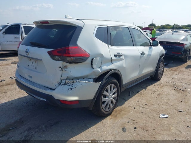 2018 Nissan Rogue S მანქანა იყიდება აუქციონზე, vin: 5N1AT2MTXJC733504, აუქციონის ნომერი: 45696683