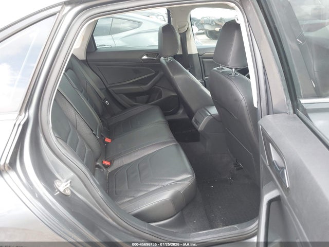 3VWGB7BU3KM181304 Volkswagen Jetta 1.4t Sel Premium