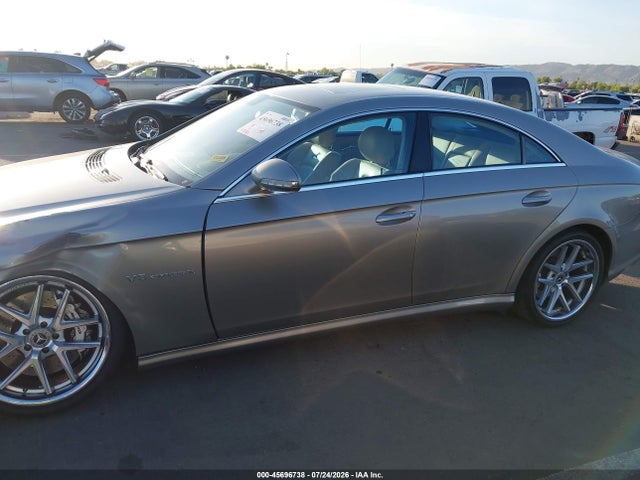 45696738 :رقم المزاد ، WDDDJ76X16A070465 vin ، 2006 Mercedes-benz Cls 55 Amg مزاد بيع