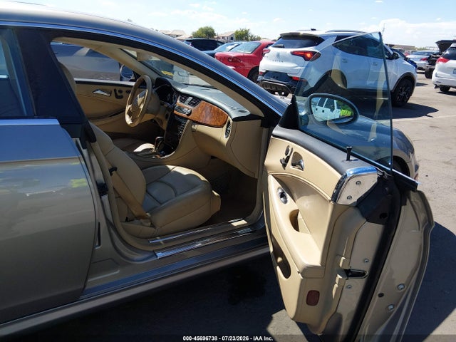 45696738 :رقم المزاد ، WDDDJ76X16A070465 vin ، 2006 Mercedes-benz Cls 55 Amg مزاد بيع