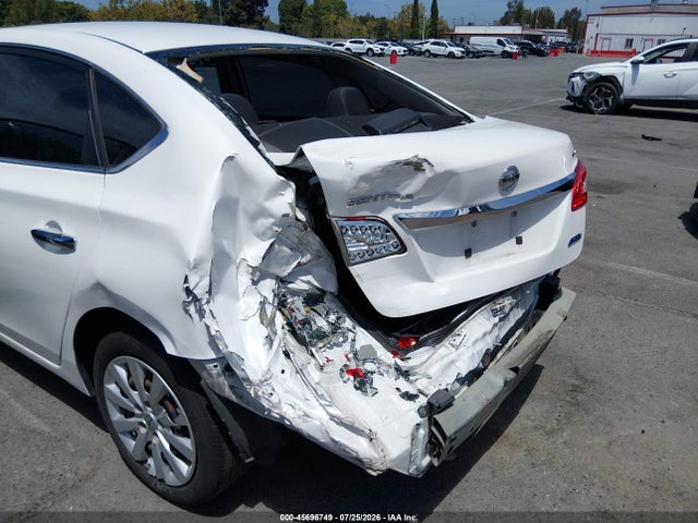 3N1AB7AP5EL696225 Nissan SENTRA SV