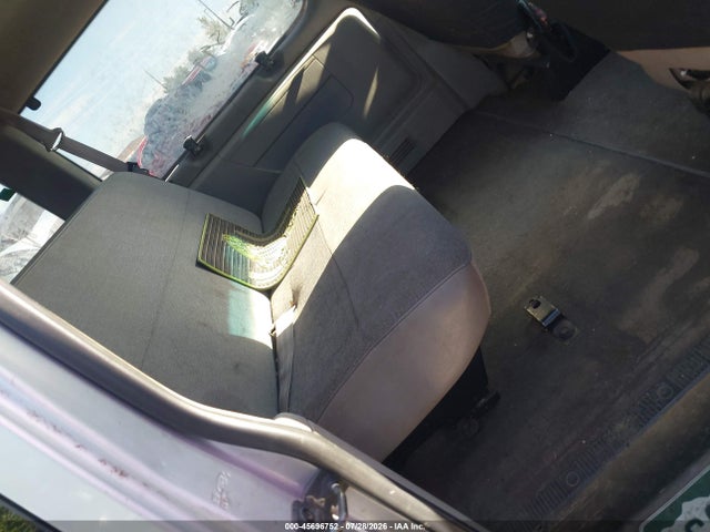 45696752 :رقم المزاد ، 1FMRE1160WHB77364 vin ، 1998 Ford Club Wagon Xl/xlt مزاد بيع