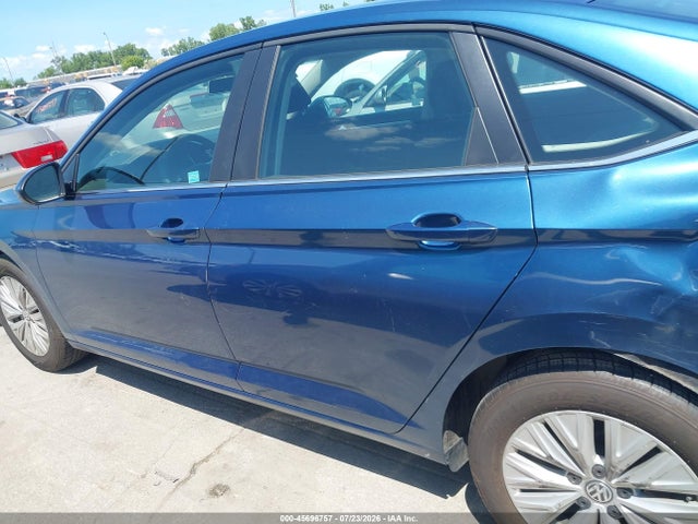 Продажа на аукционе авто 2019 Volkswagen Jetta 1.4t R-line/1.4t S/1.4t Se, vin: 3VWC57BU6KM085978, номер лота: 45696757