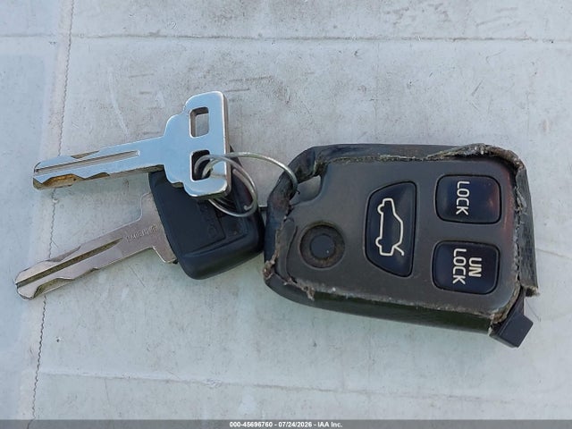 Продажа на аукционе авто 1998 Volvo V70 Awd, vin: YV1LZ564XW2440440, номер лота: 45696760