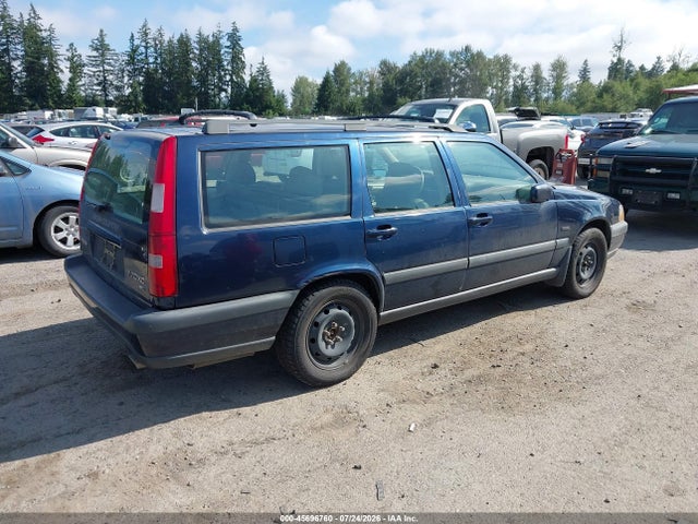 Продажа на аукционе авто 1998 Volvo V70 Awd, vin: YV1LZ564XW2440440, номер лота: 45696760