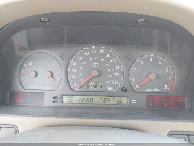Продажа на аукционе авто 1998 Volvo V70 Awd, vin: YV1LZ564XW2440440, номер лота: 45696760