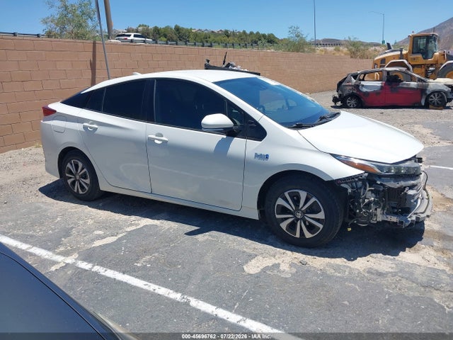 Toyota Prius Prime Plus 2018 JTDKARFP1J3080777 Image 14