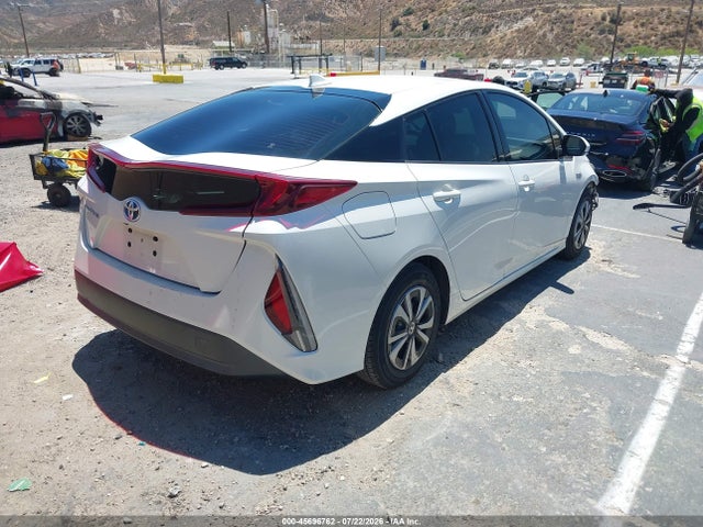Toyota Prius Prime Plus 2018 JTDKARFP1J3080777 Image 4