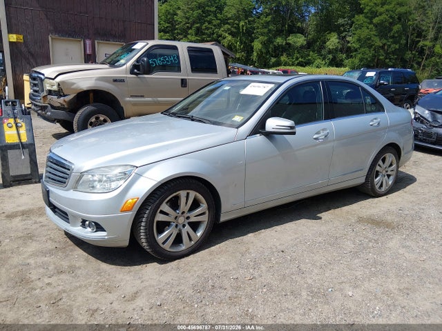 45696787 :رقم المزاد ، WDDGF8BB0AR111287 vin ، 2010 Mercedes-benz C 300 Luxury 4matic مزاد بيع