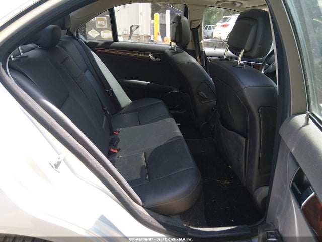 45696787 :رقم المزاد ، WDDGF8BB0AR111287 vin ، 2010 Mercedes-benz C 300 Luxury 4matic مزاد بيع