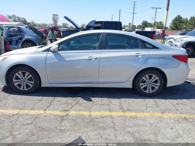 Hyundai SONATA GLS 2014 5NPEB4ACXEH905386 Image 15