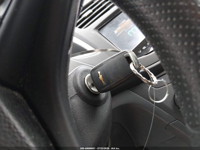 KL7CJKSB5FB071953 Chevrolet Trax 1ls