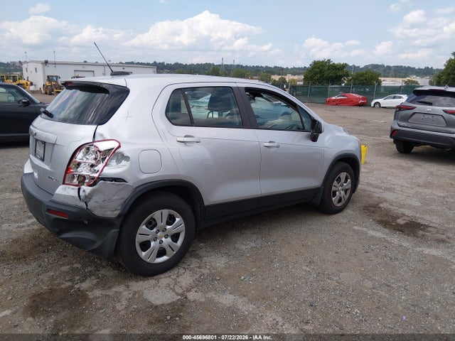 KL7CJKSB5FB071953 Chevrolet Trax 1ls