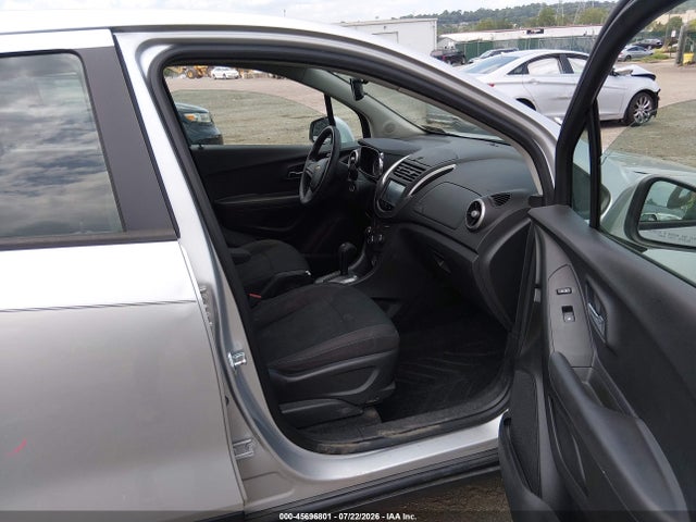 KL7CJKSB5FB071953 Chevrolet Trax 1ls