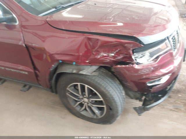 45696902 :رقم المزاد ، 1C4RJFBG8JC402124 vin ، 2018 Jeep Grand Cherokee Limited 4x4 مزاد بيع