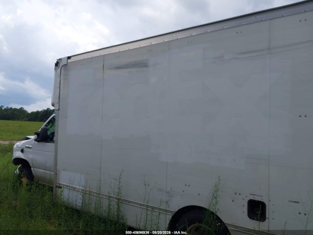 Продажа на аукционе авто 2022 Ford E-series Cutaway, vin: 1FDWE3FN3NDC19918, номер лота: 45696936