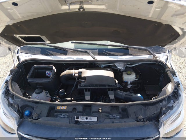 WD4PF0CD1KP190323 Mercedes-Benz Sprinter 2500 Standard Roof V6