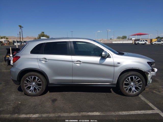 JA4AP3AU0JU011474 Mitsubishi Outlander Sport 2.0 Es