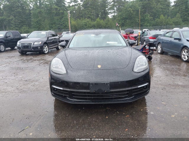 WP0AB2A77KL128310 Porsche Panamera 4s