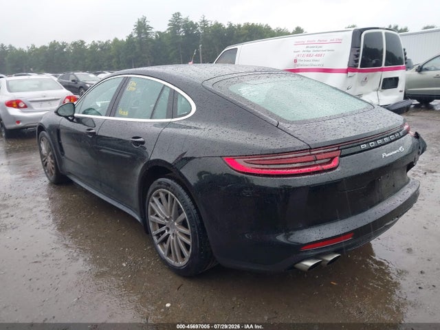 WP0AB2A77KL128310 Porsche Panamera 4s