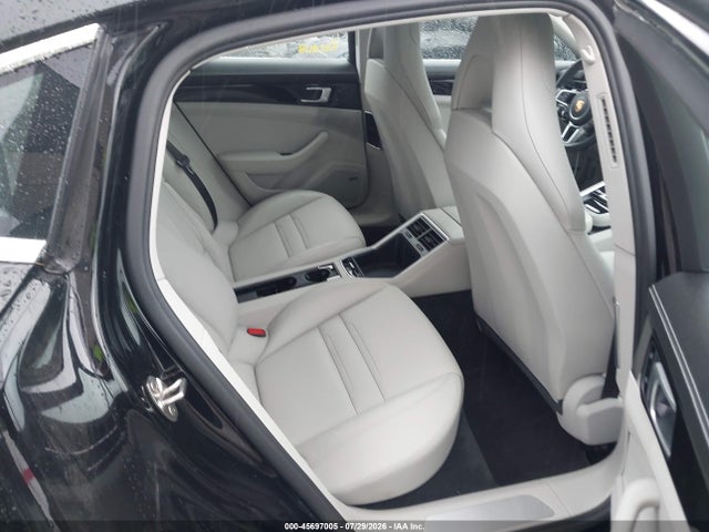 WP0AB2A77KL128310 Porsche Panamera 4s
