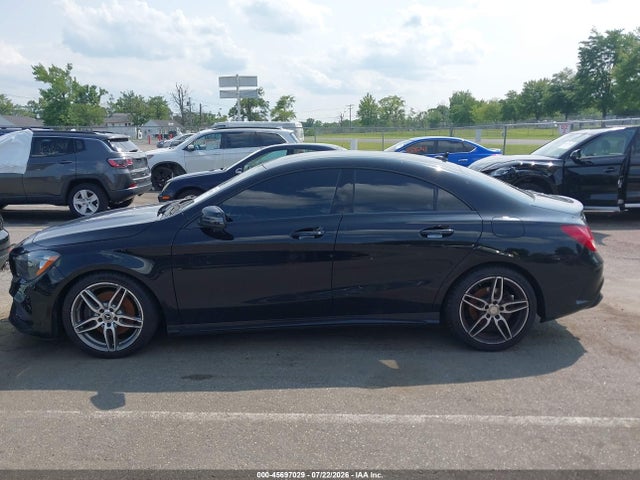 45697029 :رقم المزاد ، WDDSJ4EB6KN713830 vin ، 2019 Mercedes-benz Cla 250 مزاد بيع
