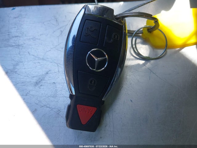 Продажа на аукционе авто 2003 Mercedes-benz Sl 500, vin: WDBSK75F83F020697, номер лота: 45697038